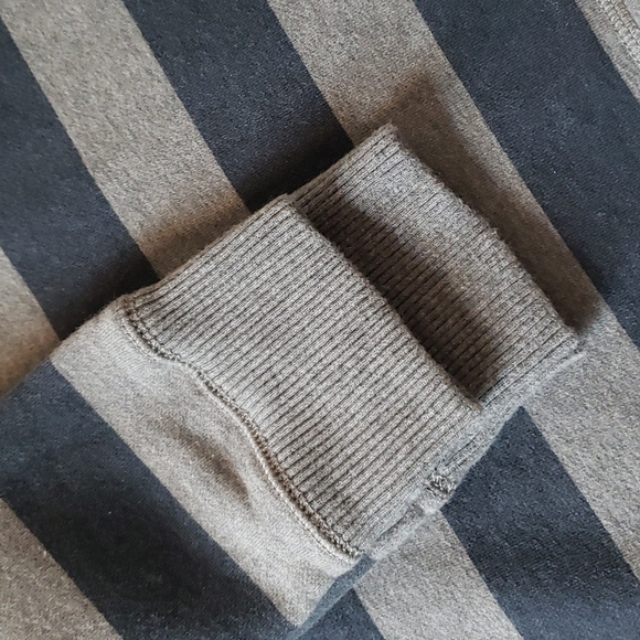 Mini Boden Boys Gray Stripe Henley Pullover Sweatshirt, 11-12Y - Picture 5 of 11